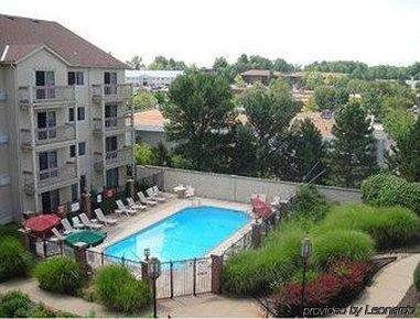 Days Inn By Wyndham St. Louis/Westport Mo Maryland Heights Buitenkant foto